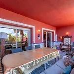 Majestic By The Heated Private Pool & Jacuzzi *