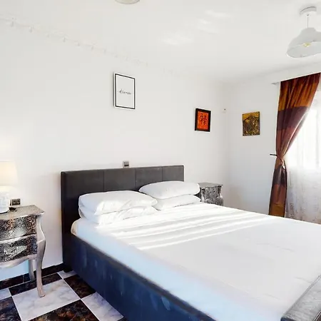Majestic By The Beach Benalmadena