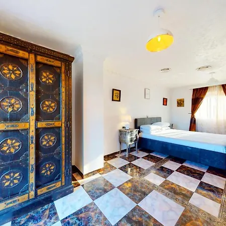Villa Majestic By The Beach Benalmadena