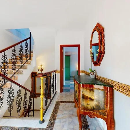 Majestic By The Beach Benalmadena