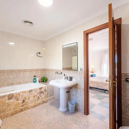 Villa Majestic By The Heated Private Pool & Jacuzzi *