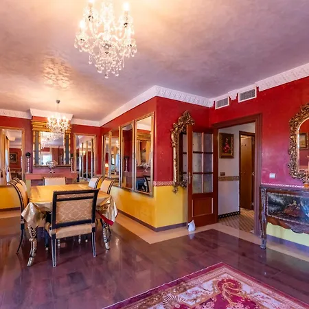 Villa Majestic By The Heated Private Pool & Jacuzzi Benalmádena