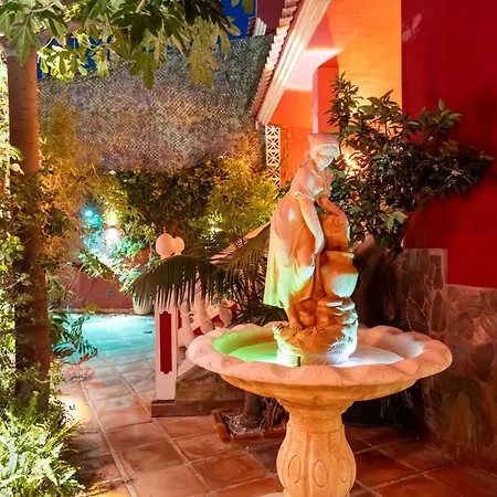 Villa Majestic By The Heated Private Pool & Jacuzzi
