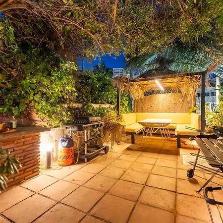 Majestic By The Heated Private Pool & Jacuzzi Villa *