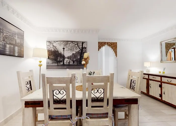 Villa Majestic By The Heated Private Pool & Jacuzzi