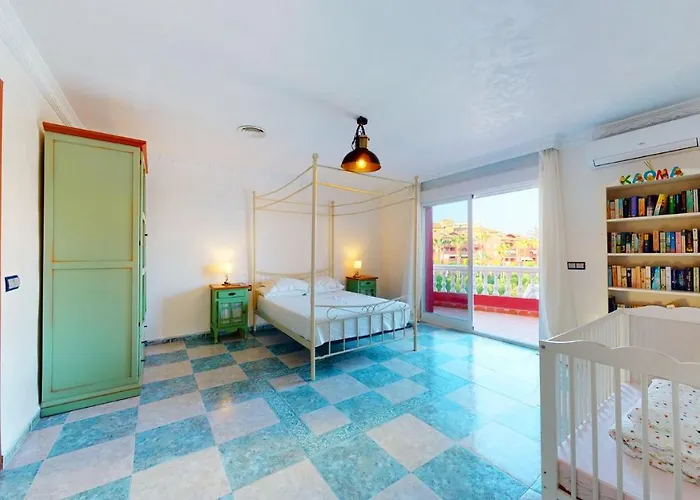 Majestic By The Heated Private Pool & Jacuzzi