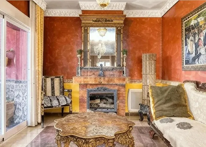 Majestic By The Heated Private Pool & Jacuzzi
