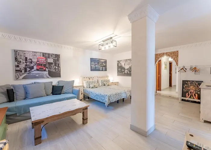 Majestic By The Heated Private Pool & Jacuzzi Villa *