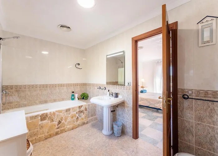 Villa Majestic By The Heated Private Pool & Jacuzzi *