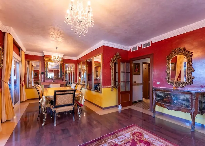 Villa Majestic By The Heated Private Pool & Jacuzzi Benalmádena