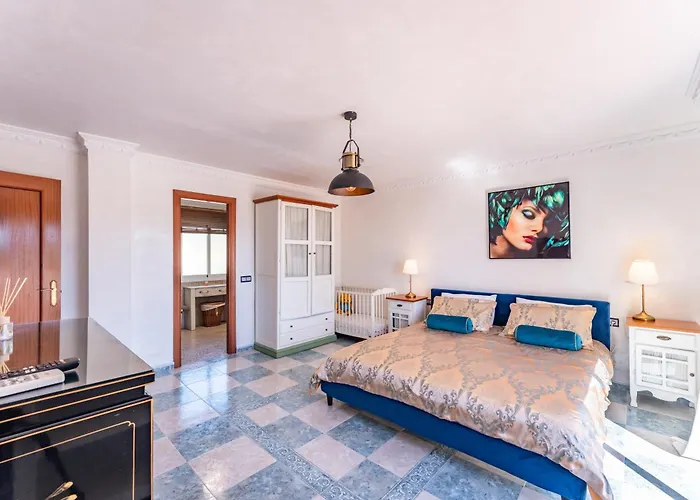 Majestic By The Heated Private Pool & Jacuzzi * Benalmádena