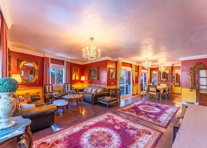 Majestic By The Heated Private Pool & Jacuzzi Villa *