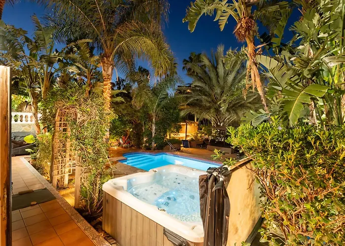 Majestic By The Heated Private Pool & Jacuzzi * Benalmádena