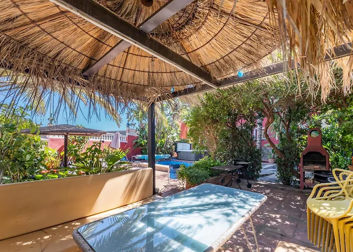 Majestic By The Heated Private Pool & Jacuzzi Villa *